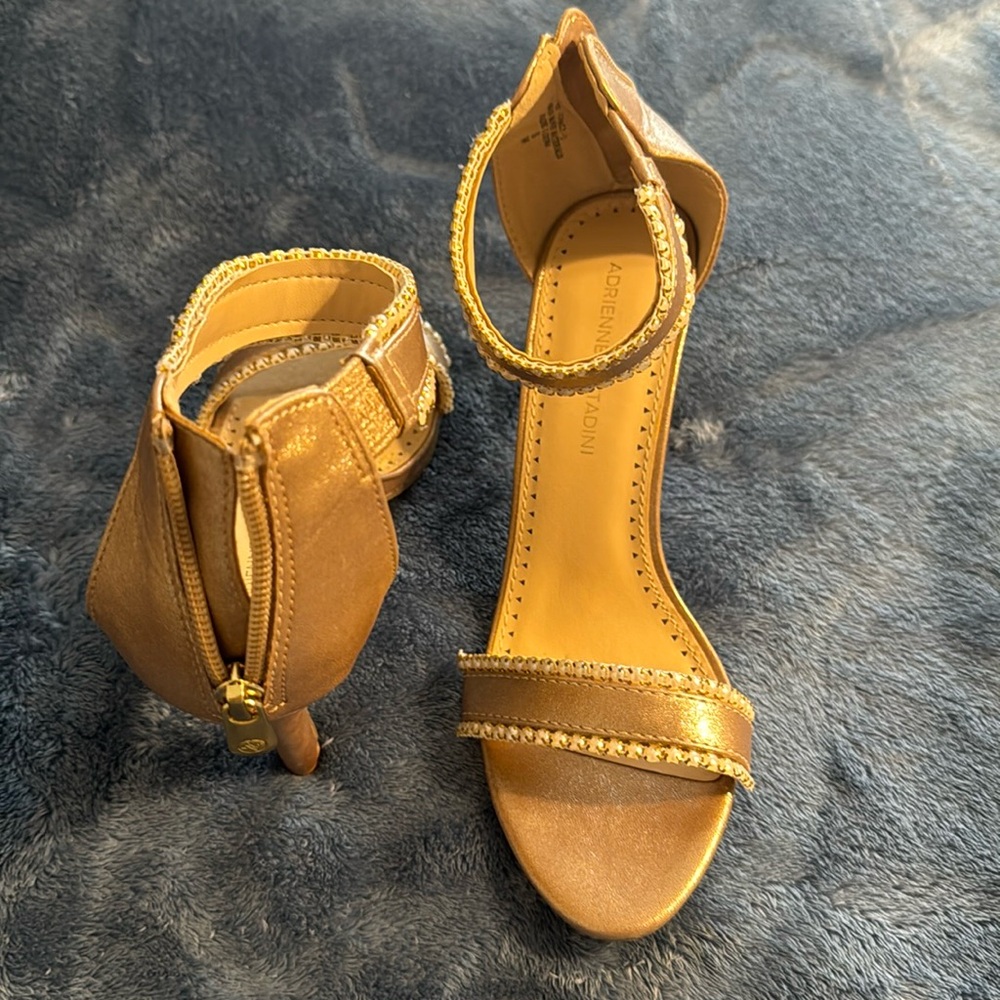 Size 7 heels